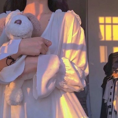 九尾藏不住